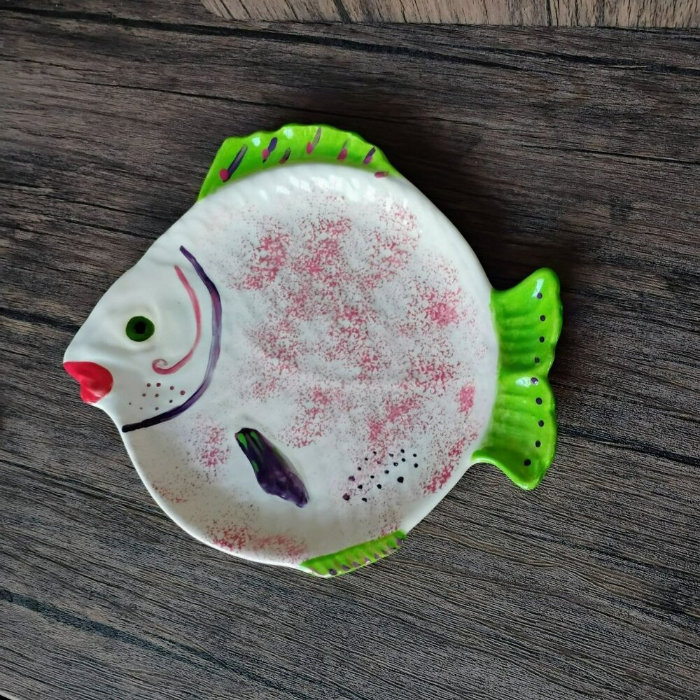 Vintage Holland Mold Fish Plate, 11" 1970s Hand-Painted Ceramic Coastal Platter - Picture 1 of 7